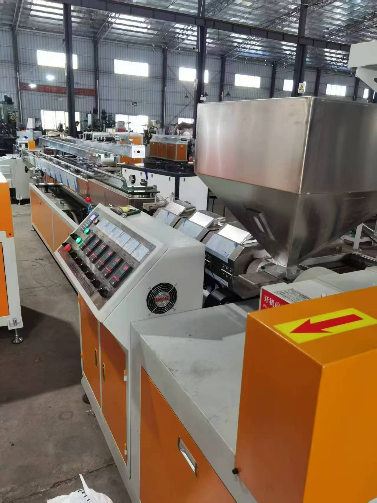PLEXTRUD extrusion line equipment overview